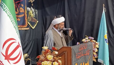 تصاویر/ اقامه نماز جمعه شهر زنگی آباد