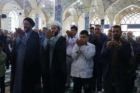 تصاویر/ اقامه نماز جمعه شهر ماهان