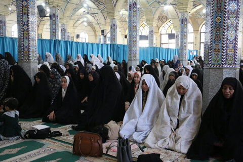 تصاویر/ اقامه نماز جمعه شهر ماهان