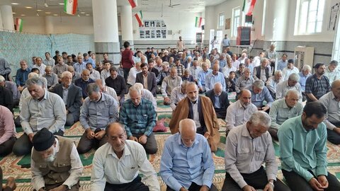 تصاویر/ اقامه نماز جمعه شهر کشکوئیه