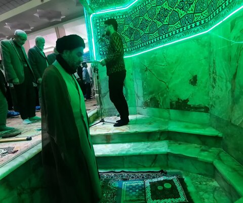 تصاویر/اقامه نماز عبادی _سیاسی جمعه در خمین