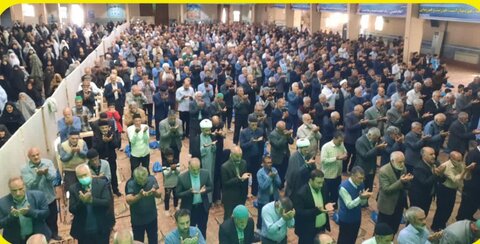 تصاویر/اقامه نماز عبادی _سیاسی جمعه در خمین