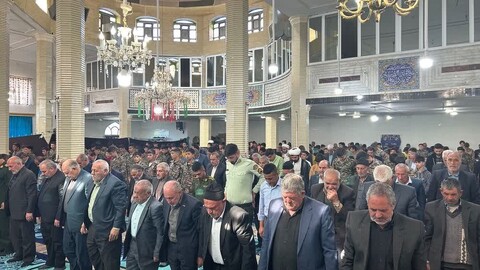 تصاویر/ اقامه نماز جمعه شهر لیلان