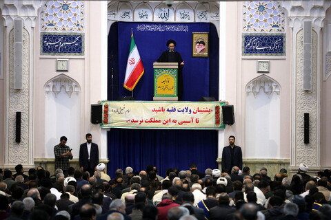 تصاویر/ حضور آیت الله اعرافی در نماز جمعه اردبیل با امامت