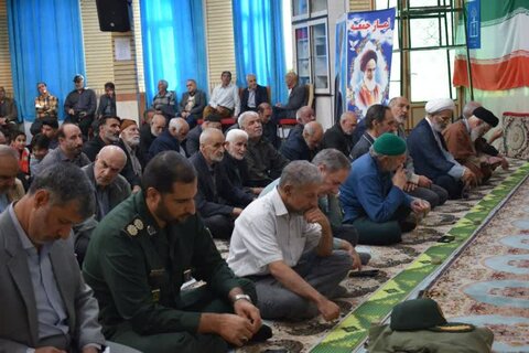 تصاویر/ اقامه نماز جمعه شهرستان بیجار