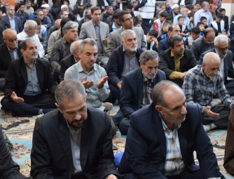 تصاویر/ اقامه نماز جمعه شهرستان بیجار