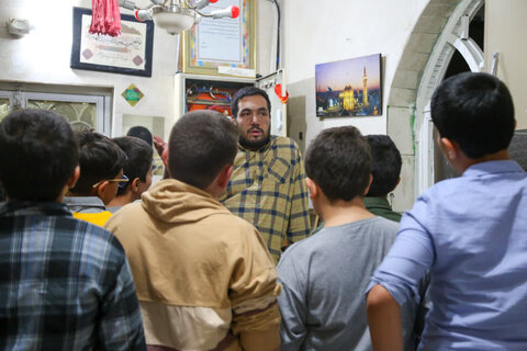 تصاویر/ ابتکارات جالب قرآنی حوزویان در مسجد ولیعصر (عج)