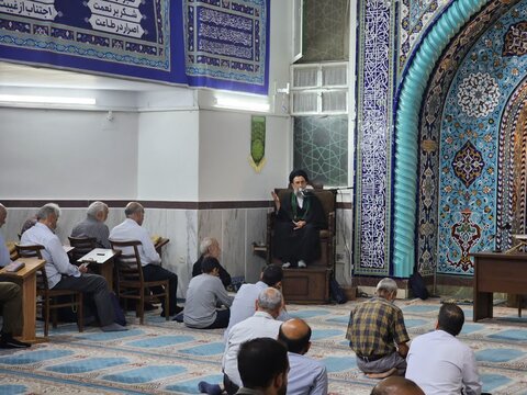 تصاویر/ ابتکارات جالب قرآنی حوزویان در مسجد ولیعصر (عج)