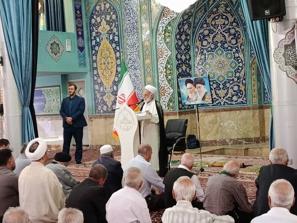 سرمایه‌های مردم به‌جای رکود در بانک‌ها، در مسیر تولید و اشتغال قرار گیرد