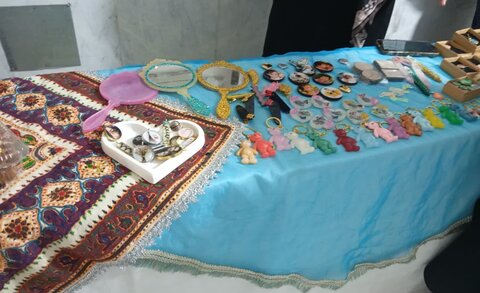 تصاویر/ جشنواره «آیینه تمام‌نمای تجلی بندگی» مدرسه علمیه تخصصی حضرت زینب کبری(س) رفسنجان