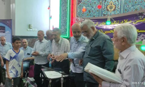 تصاویر/ جشن شکوفه های قرآن در مسجد انصارالحسین(ع)