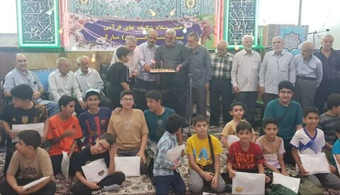 تصاویر/ جشن شکوفه های قرآن در مسجد انصارالحسین(ع)