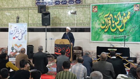 تصاویر/برپایی محفل انس با قرآن در مسجد سیدالشهداء کوهدشت
