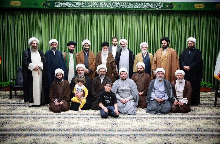 تصاویر/ دیدار آیت الله علم الهدی با جمعی از ائمه جمعه استان سمنان