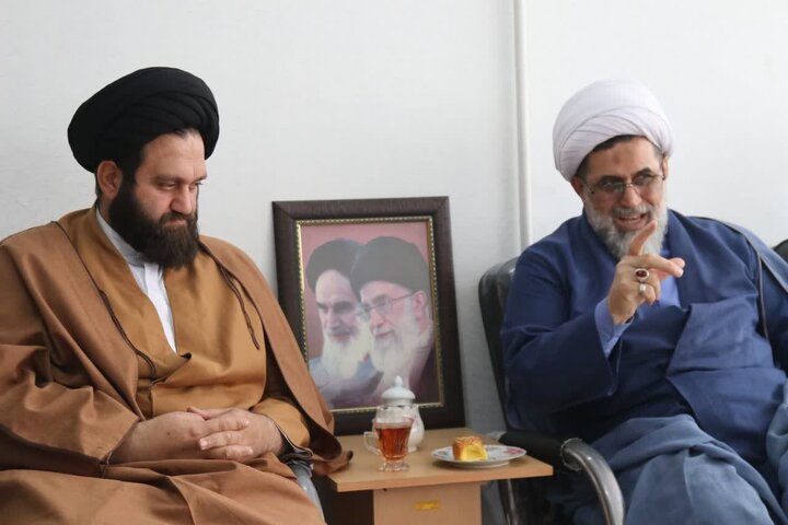 تصاویر/ دیدار مدیرکل اوقاف و امور خیریه استان سمنان با امام جمعه مهدی‌شهر