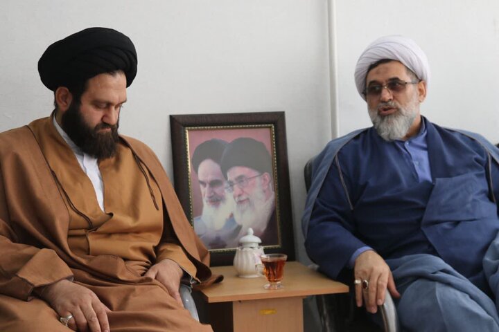 تصاویر/ دیدار مدیرکل اوقاف و امور خیریه استان سمنان با امام جمعه مهدی‌شهر