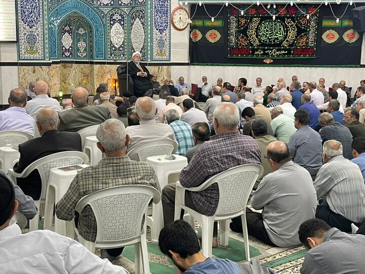 تصاویر/ سوگواری شهادت حضرت فاطمه (س) با سخنرانی استاد انصاریان