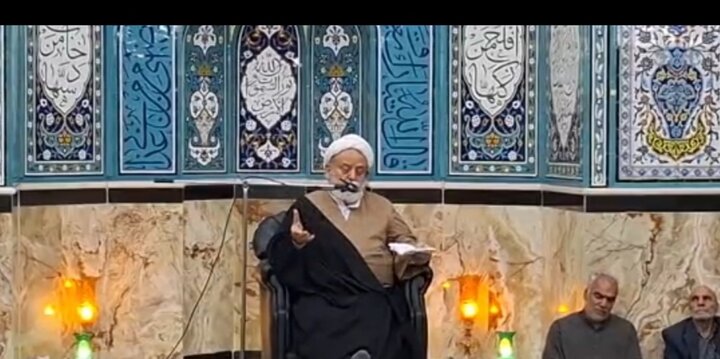 تصاویر/ سوگواری شهادت حضرت فاطمه (س) با سخنرانی استاد انصاریان