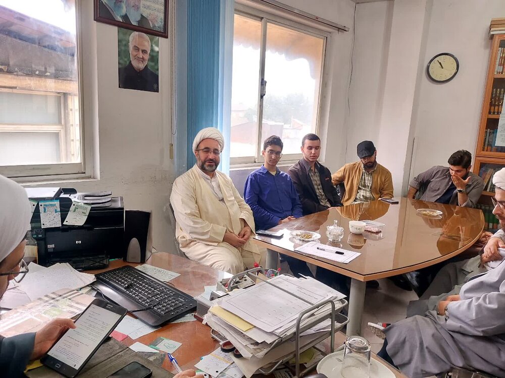 برگزاری نشست علمی «حوزه پیشرو و سرآمد» در مدرسه علمیه صالح رشت برگزار شد