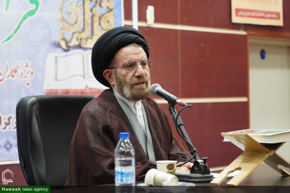 شهدا با شهادت خود در سخت‌ترین امتحان الهی سربلند شدند