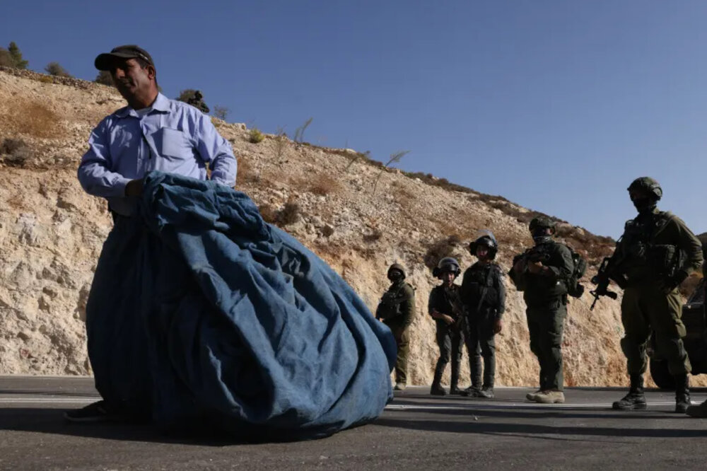 مصدر أمني إسرائيلي: هجمات المستوطنين بالضفة خرجت عن السيطرة مصدر أمني إسرائيلي: هجمات المستوطنين بالضفة خرجت عن السيطرة