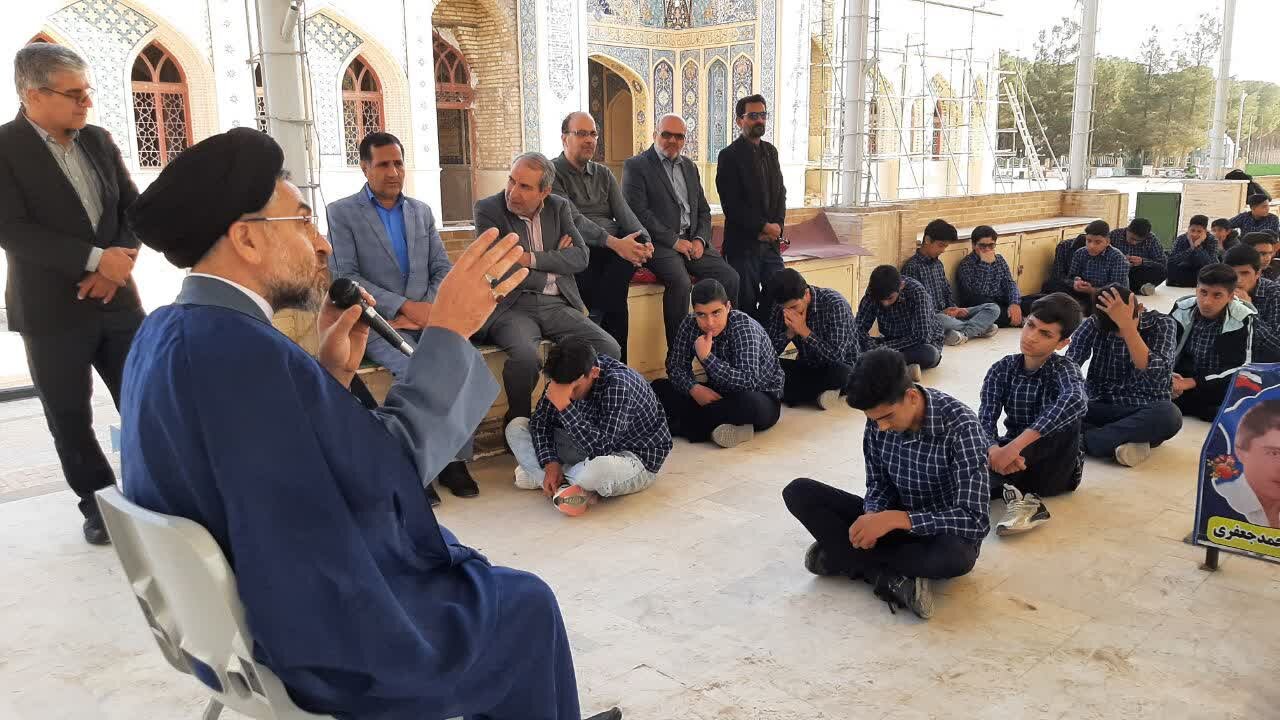 معلم شهید فرهاد متولی، مصداق جهاد تبیین در امور فرهنگی بود