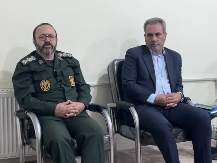 تصاویر/ نشست هماهنگی یوم‌الله ۱۳ آبان و برنامه‌ های ایام فاطمیه در شهرستان هادیشهر