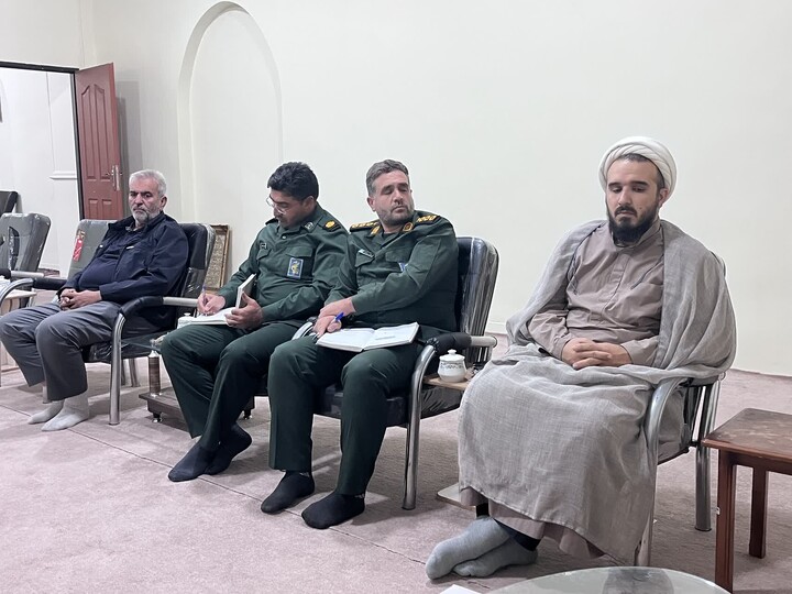 تصاویر/ نشست هماهنگی یوم‌الله ۱۳ آبان و برنامه‌ های ایام فاطمیه در شهرستان هادیشهر