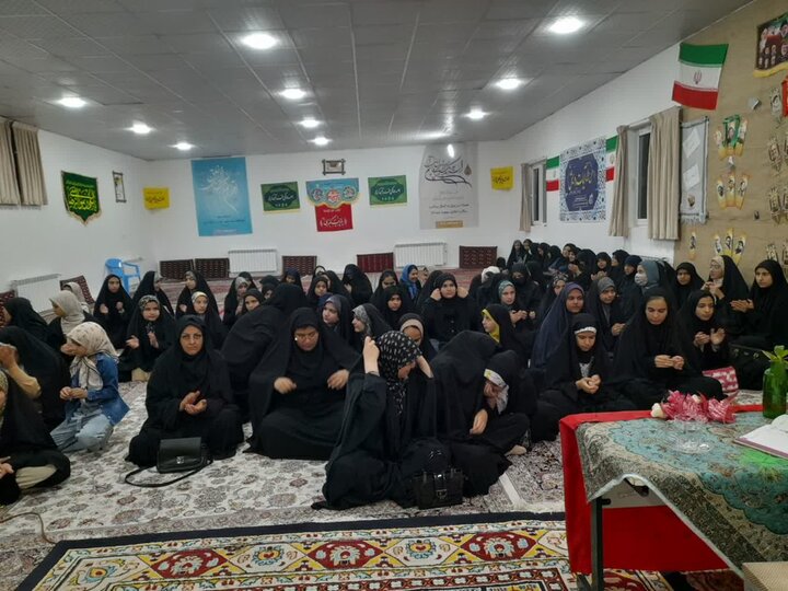 تصاویر/ فعالیت‌های مدرسه علمیه فاطمیه(س) بردسیر به مناسبت ایام ولادت حضرت(س)