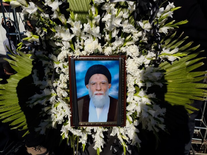 آیین تشییع و تدفین مؤسس مدرسه علمیه امام جعفرصادق(ع) در اهواز