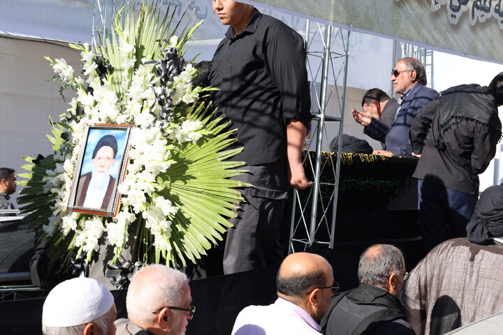 آیین تشییع و تدفین مؤسس مدرسه علمیه امام جعفرصادق(ع) در اهواز