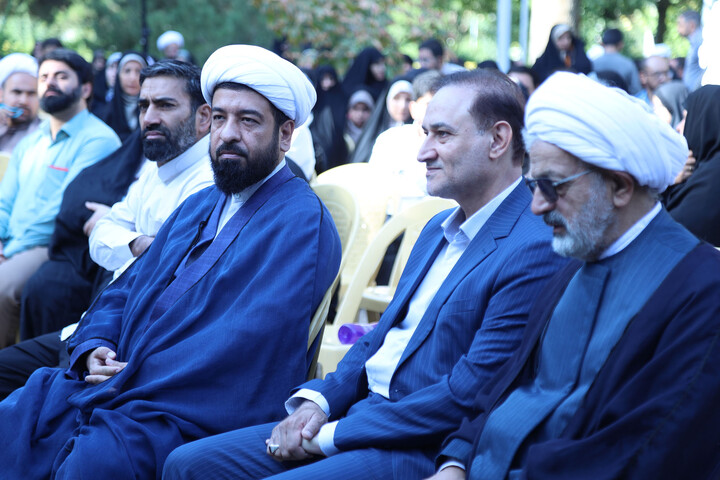 تصاویر|همایش پیاده روی رهروان ولایت ۴ در باغ گلهای اصفهان