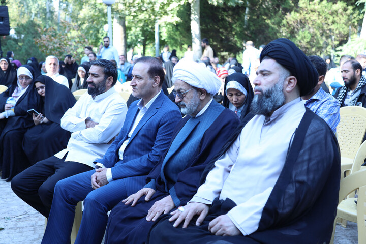 تصاویر|همایش پیاده روی رهروان ولایت ۴ در باغ گلهای اصفهان