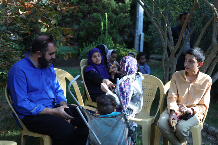 تصاویر|همایش پیاده روی رهروان ولایت ۴ در باغ گلهای اصفهان