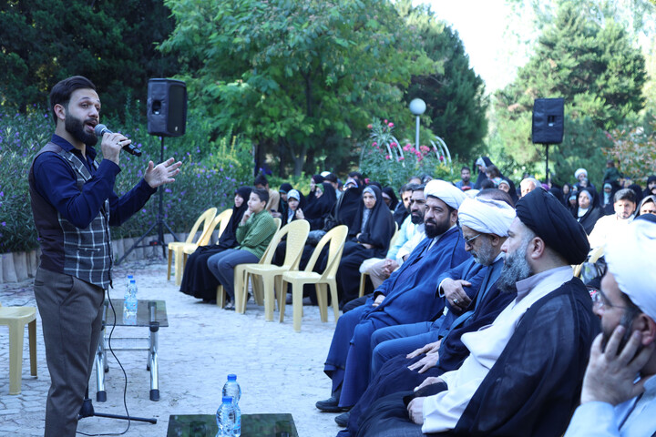 تصاویر|همایش پیاده روی رهروان ولایت ۴ در باغ گلهای اصفهان