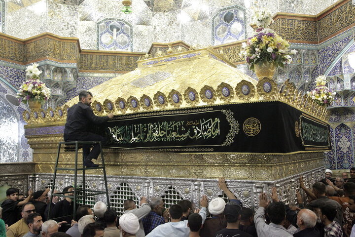 حرم بانوی کرامت آماده اقامه عزای حضرت زهرا(س) شد