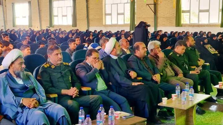 تصاویر/ یادواره شهدای دانش‌آموز شهرستان رابر