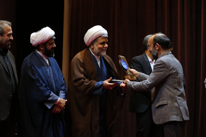 تصاویر/ گردهمایی اساتید بسیجی استان اصفهان و اختتامیه سومین جشنواره استانی شهید چمران