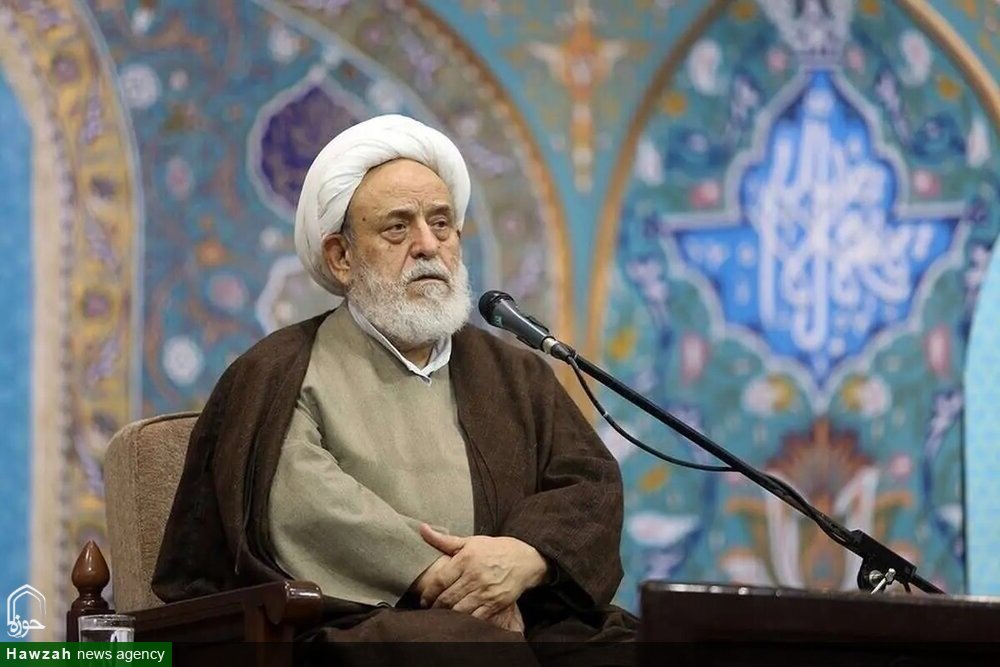 हज़रत फ़ातिमा ज़हरा (स) मज़हर-ए-इस्मत-ए-मुतलक और शफ़ी ए रोज़े जज़ा हैं