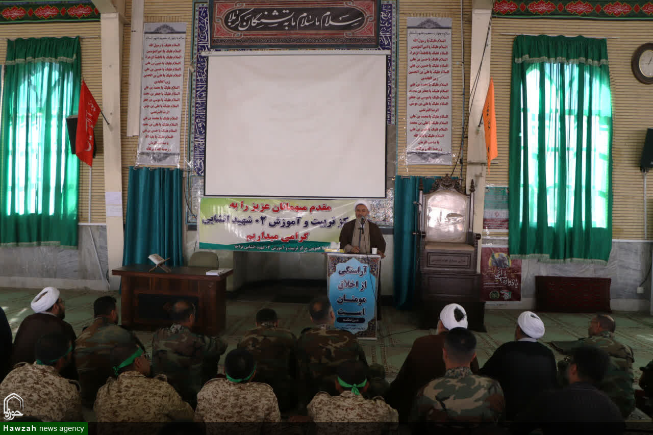 کارگاه روشنگری و پاسخ به شبهات نسل جوان برگزار شد