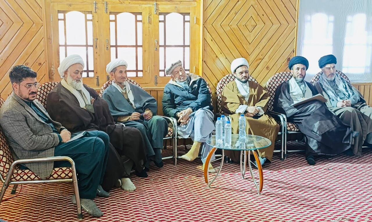 کتاب ”غدیر کا قرآنی تصور“ کی سکردو میں شاندار تقریبِ رونمائی/ غدیر محض ایک واقعہ نہیں، بلکہ ہر دور کے انسانوں کے لیے رہنمائی کا سرچشمہ ہے، مقررین