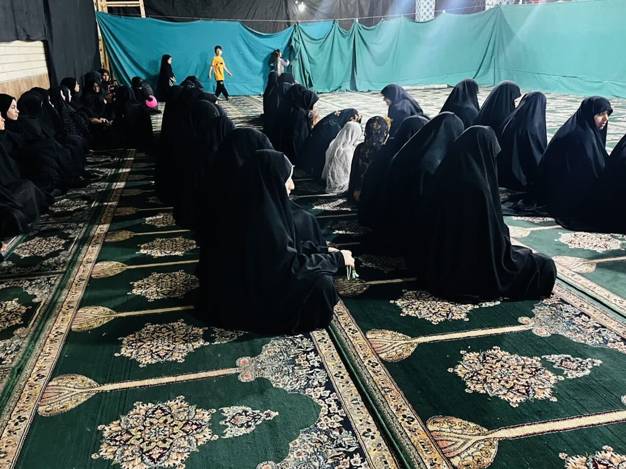 تصاویر/ مراسم آغاز ایام فاطمیه در مدرسه علمیه الزهرا رمشک