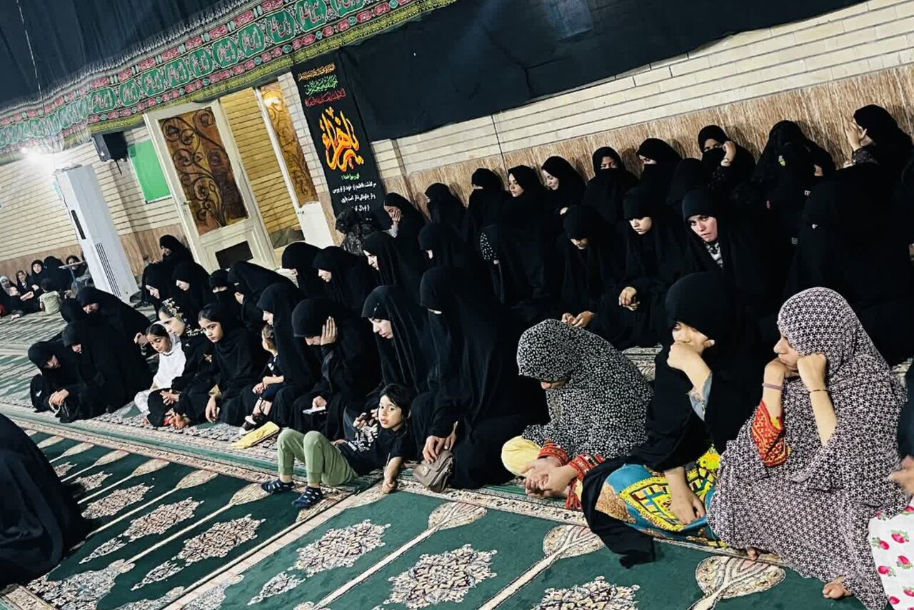 تصاویر/ مراسم آغاز ایام فاطمیه در مدرسه علمیه الزهرا رمشک