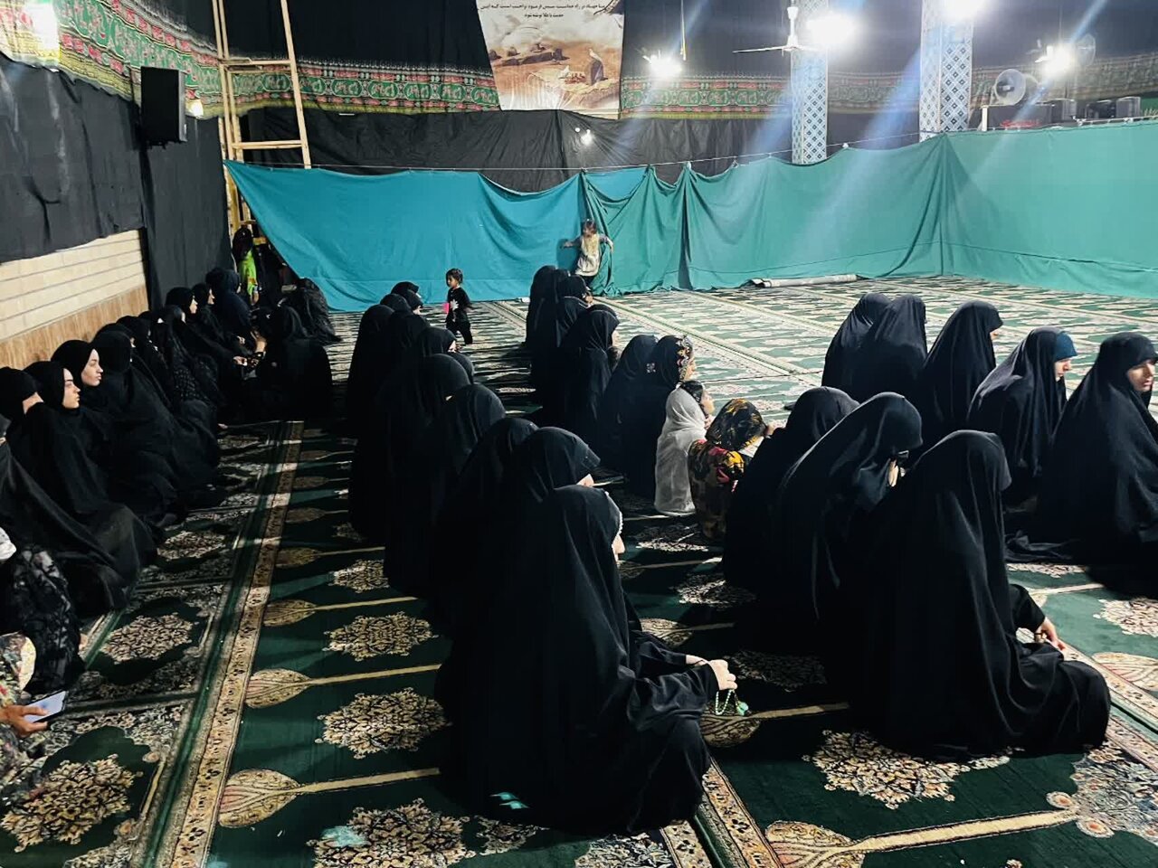 تصاویر/ مراسم آغاز ایام فاطمیه در مدرسه علمیه الزهرا رمشک