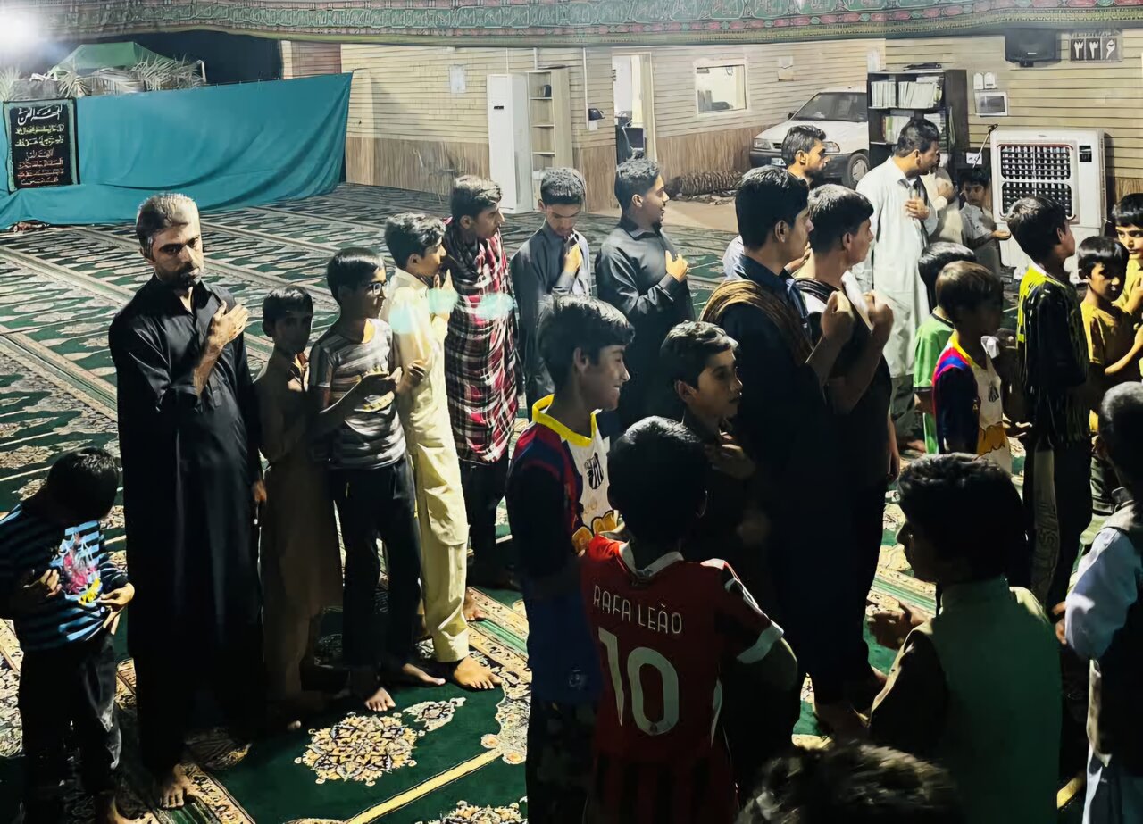 تصاویر/ مراسم آغاز ایام فاطمیه در مدرسه علمیه الزهرا رمشک