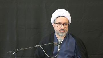 تصاویر/ دهمین جلسه برنامه «طلبه باشیم» در مدرسه علمیه امیرالمومنین(ع)تبریز