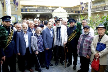 تشرف هنرمندان مشهور به حرم حضرت معصومه(س) + فیلم و عکس