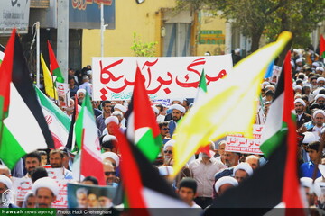 جامعه مدرسین مردم را به حضور پرشور در راهپیمایی ۱۳ آبان دعوت کرد