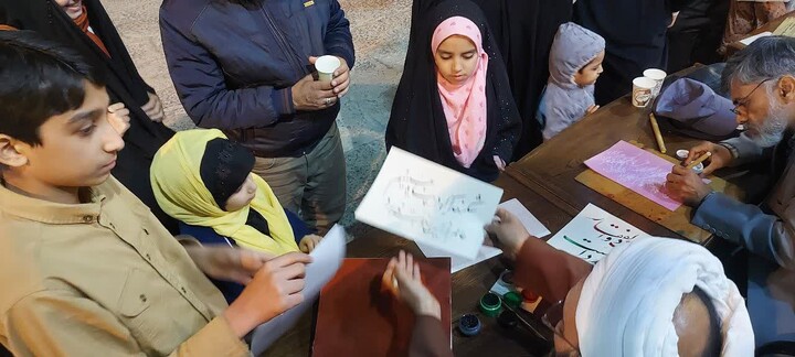 تصاویر| زنده‌نویسی خوش‌نویسی و نقاشی ویژه طلاب اصفهان و خانواده‌های آنان