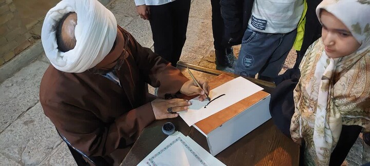 تصاویر| زنده‌نویسی خوش‌نویسی و نقاشی ویژه طلاب اصفهان و خانواده‌های آنان